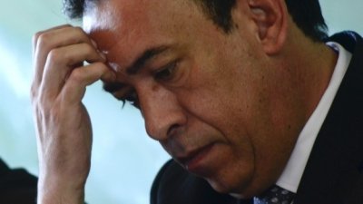 Se exilia Moreira porque -asegura- "lo persigue" Calderón