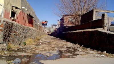 Denuncian que drenaje contamina Arroyo San Jorge