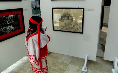 Exposición de arte rarámuri en el Museo Semilla