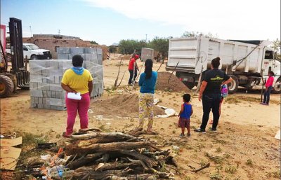Entregan materiales para mejoramiento de vivienda en Mapimí