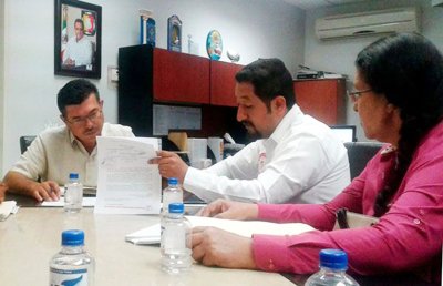 Ayuntamiento de La Paz se compromete a resolver demandas antorchistas 