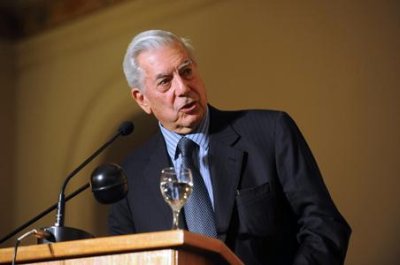 Mario Vargas Llosa, primer ganador del Carlos Fuentes