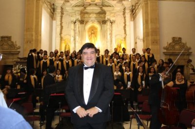 Francisco Rocafuerte es nuevo director de la Orquesta del Conservatorio de Música