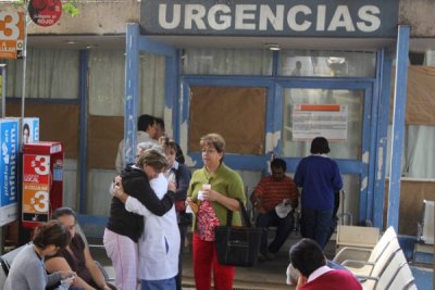 Muere chihuahuense en patio de hospital sonorense por no tener dinero