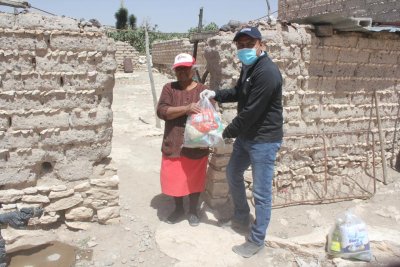 Ayuntamiento de Charcas realiza entrega de despensas en las comunidades