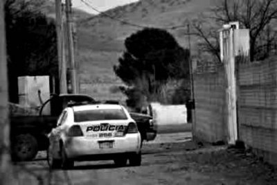 Encuentran ejecutado en granja de la carretera a Juárez