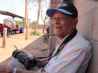 Don Ismael Duarte: ochenta años, y todavía detrás de la lente