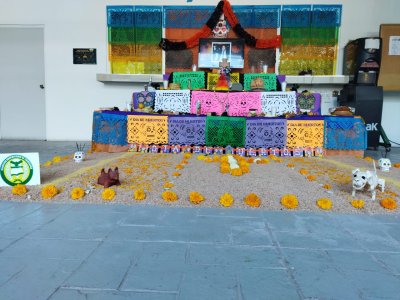 Celebró el Claustro Universitario el Día de Muertos