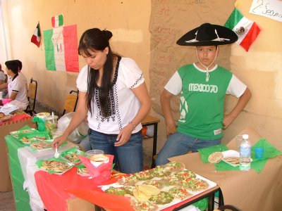 Escuela Freinet celebra Bicentenario con Muestra Gastronómica