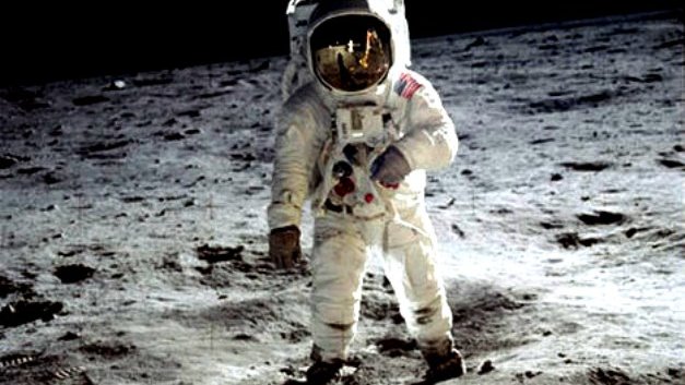 Celebran el 45 aniversario de la llegada de la humanidad a la Luna