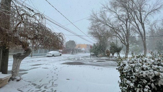 No cede y arrecia la nieve en Ciudad Juárez