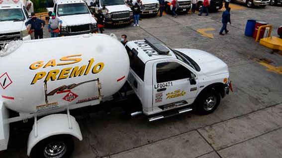 Pega a familias mexicanas bajar el gas por capricho de AMLO
