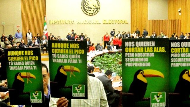 Festeja Corral multa del INE a Partido Verde por violación a la Ley Electoral