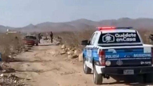 Dejan dos ejecutados en el interior de un vehículo, en Chihuahua