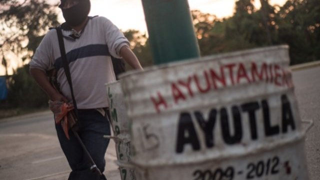 Detienen militares a dos líderes de guardias comunitarias en Guerrero