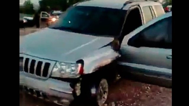Nueva balacera entre Jiménez y López; varios vehículos dañados