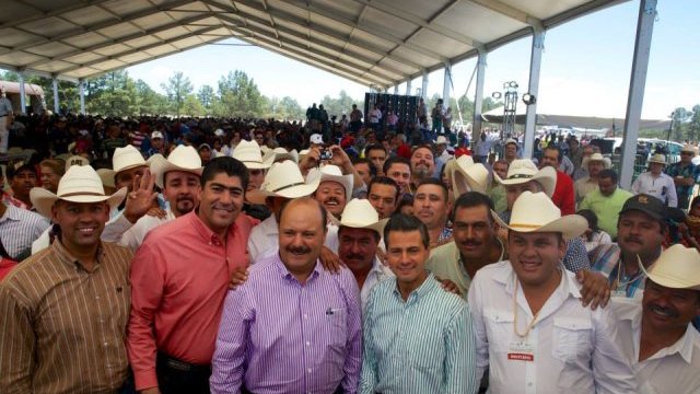 Le hacen el feo al poder legislativo en visita de Peña Nieto