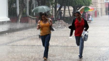 Seguirán las lluvias en gran parte del país, prevé el Meteorológico Nacional 