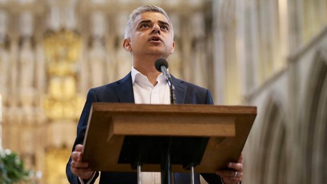 Sadiq Kahn asume como primer alcalde musulmán de Londres