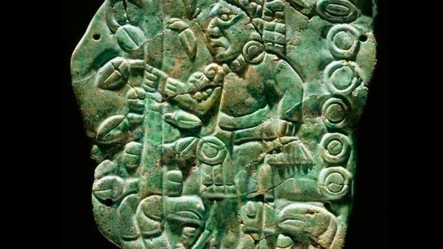 Preciosismo artístico en jade, el material más preciado por los antiguos mayas