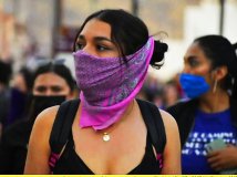 Mujeres de Chihuahua, codo a codo, toman calles y edificios… y prenden el fuego del hartazgo social